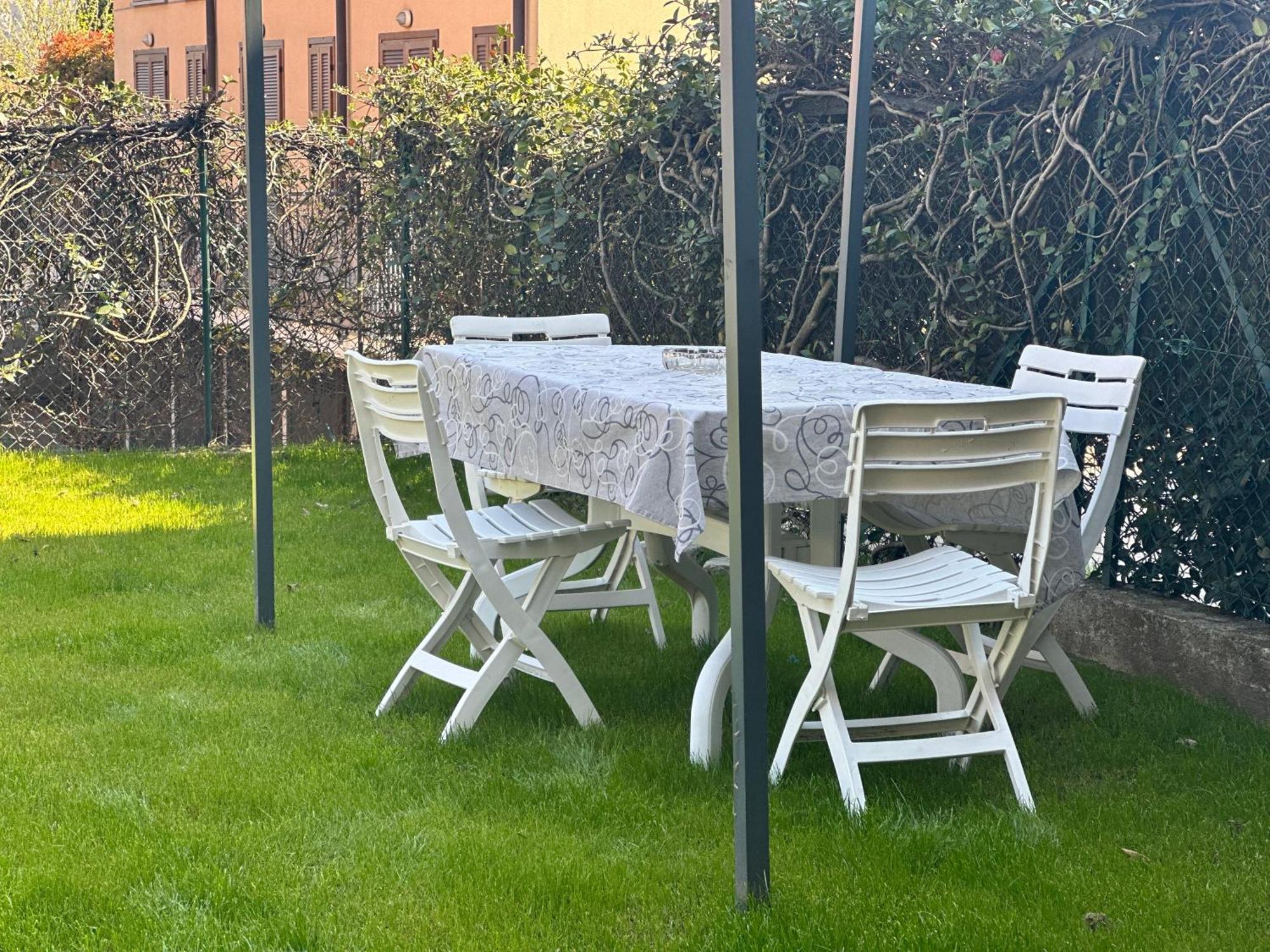 Miky'S Home Leggiuno Εξωτερικό φωτογραφία